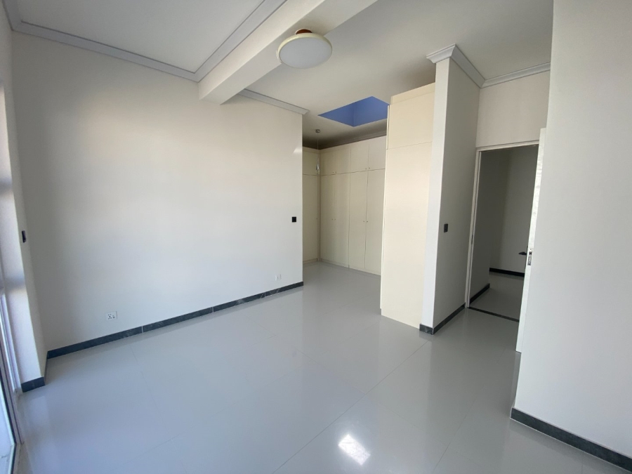 4 Bedroom Property for Sale in Sandown Western Cape